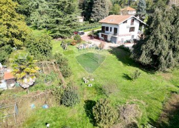 Casa all\'aperto - Villa via Cordona
 
12, Agrate Conturbia - foto 28