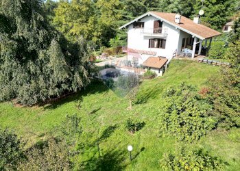 Giardino - Villa via Cordona
 
12, Agrate Conturbia - foto 30