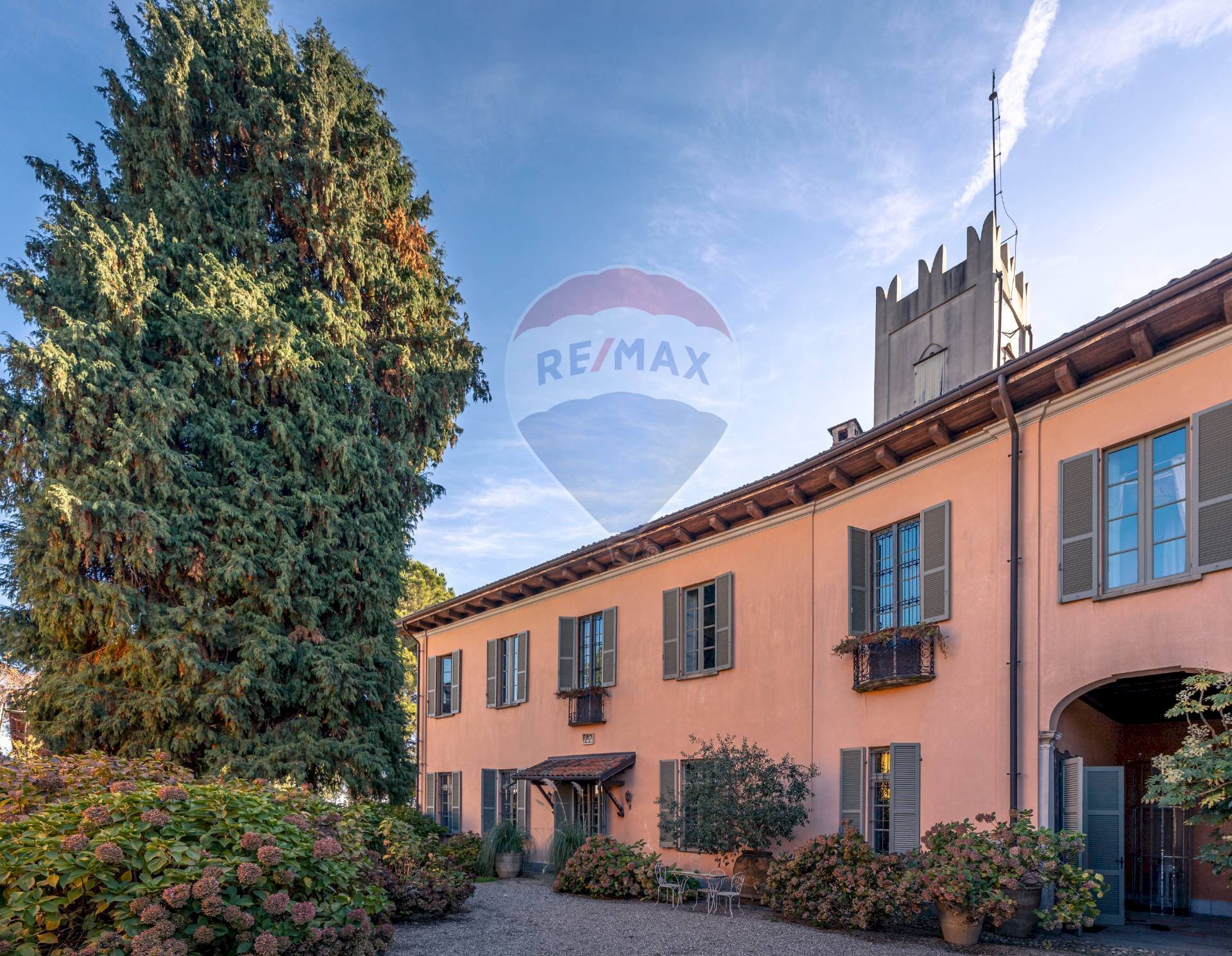 Edificio all\'aperto - Villa Via al Castello
 
1, Marano Ticino - foto 1