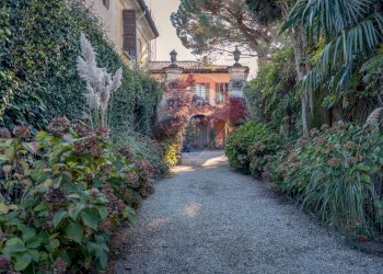 Giardino - Villa Via al Castello
 
1, Marano Ticino - foto 5