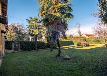 Giardino - Villa Via al Castello
 
1, Marano Ticino - foto 24