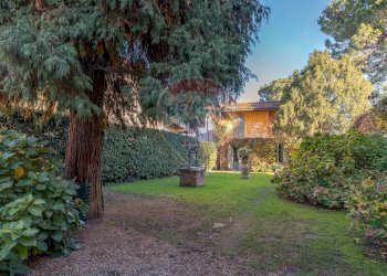 Giardino - Villa Via al Castello
 
1, Marano Ticino - foto 22