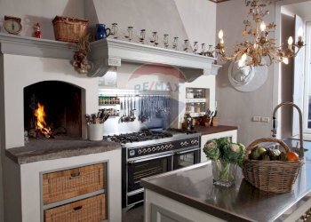 Cucina - Villa Via al Castello
 
1, Marano Ticino - foto 8