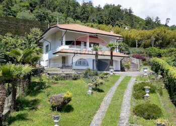 Giardino - Villa via Sempione
 
155, Meina - foto 3