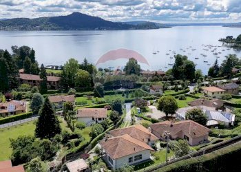 Vista dell\'acqua - Villa via Sempione
 
155, Meina - foto 6