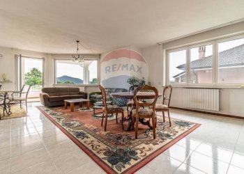 Sala da pranzo - Villa via Sempione
 
155, Meina - foto 15