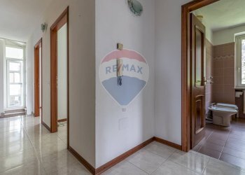 Hall / corridoio - Villa via Sempione
 
155, Meina - foto 29