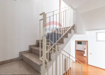 Scale - Villa via Sempione
 
155, Meina - foto 41