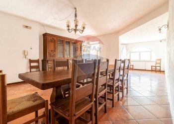 Sala da pranzo - Villa via Sempione
 
155, Meina - foto 46