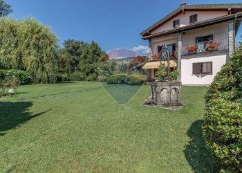 Giardino - Villa Via C. Davicini
 
171/A, Lesa - foto 3