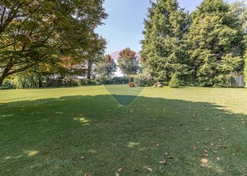 Giardino - Villa Via C. Davicini
 
171/A, Lesa - foto 8