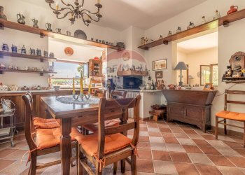 Sala da pranzo - Villa Via C. Davicini
 
171/A, Lesa - foto 33