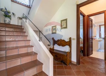 Scale - Villa Via C. Davicini
 
171/A, Lesa - foto 36