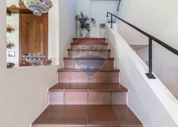 Scale - Villa Via C. Davicini
 
171/A, Lesa - foto 44