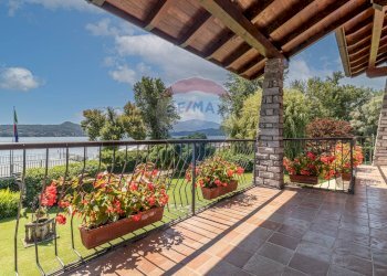 Balcone - Villa Via C. Davicini
 
171/A, Lesa - foto 1