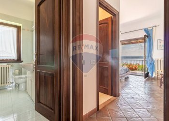 Hall / corridoio - Villa Via C. Davicini
 
171/A, Lesa - foto 54