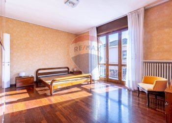 Camera / camera da letto - Casa semi indipendente Via Ticino
 
6, Varallo Pombia - foto 27