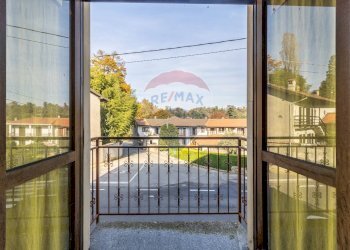 Balcone - Casa semi indipendente Via Ticino
 
6, Varallo Pombia - foto 49