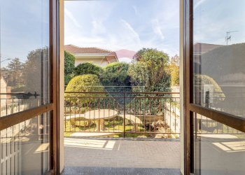 Balcone - Casa semi indipendente Via Ticino
 
6, Varallo Pombia - foto 58