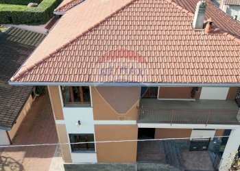 Casa all\'aperto - Casa semi indipendente Via Ticino
 
6, Varallo Pombia - foto 86