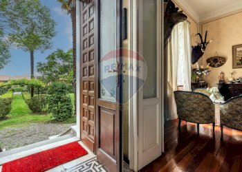 Hall / corridoio - Villa Lesa - foto 21