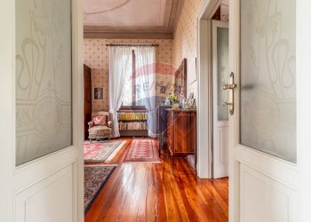 Hall / corridoio - Villa Lesa - foto 38