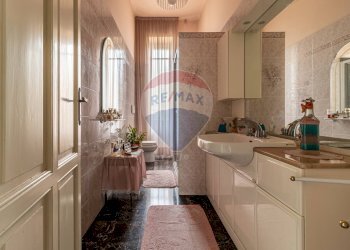 Bagno - Villa Lesa - foto 43