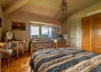 Camera / camera da letto - Villa Lesa - foto 57