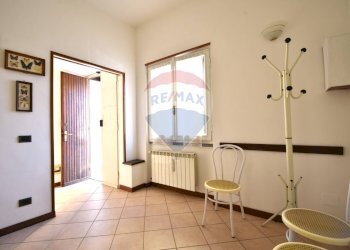 Bagno - Commercial Premises via vittorio Veneto
 
5, Divignano - photo 4