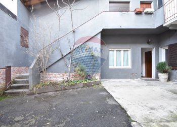 Edificio all\'aperto - Commercial Premises via vittorio Veneto
 
5, Divignano - photo 15