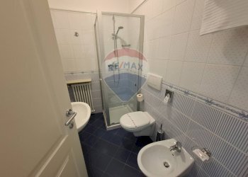 Bagno - Villa Via Borgata San Quirico
 
20, Domodossola - foto 26