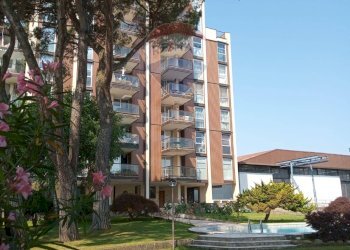 Edificio all\'aperto - Trilocale Dormelletto - foto 8