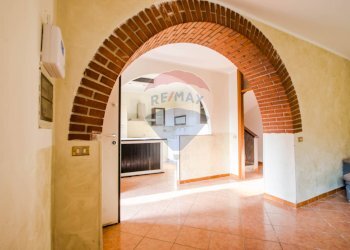 Hall / corridoio - Casa semi indipendente Vaprio d'Agogna - foto 4