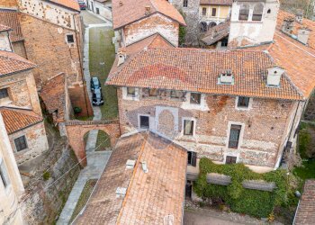 Edificio all\'aperto - Independent house Buronzo - photo 5