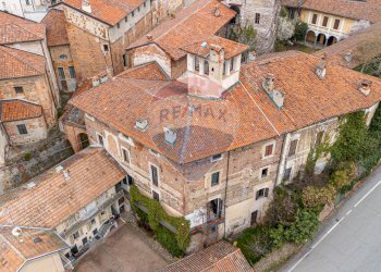 Edificio all\'aperto - Independent house Buronzo - photo 1