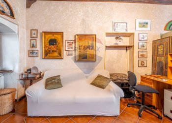 Camera / camera da letto - Independent house Buronzo - photo 23