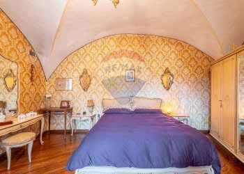 Camera / camera da letto - Independent house Buronzo - photo 40