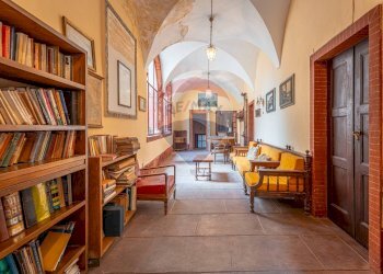 Hall / corridoio - Independent house Buronzo - photo 60