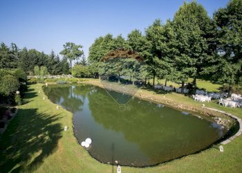 Vista dell\'acqua - Locale Commerciale Via Case Sparse
 
11, Novara - foto 7