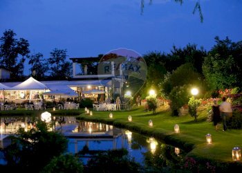 Piscina - Locale Commerciale Via Case Sparse
 
11, Novara - foto 37