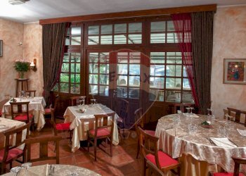 Sala da pranzo - Locale Commerciale Via Case Sparse
 
11, Novara - foto 63