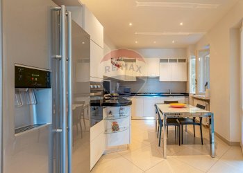 Cucina - Appartamento Arona - foto 3