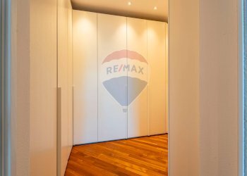 Stanza vuota - Appartamento Arona - foto 12