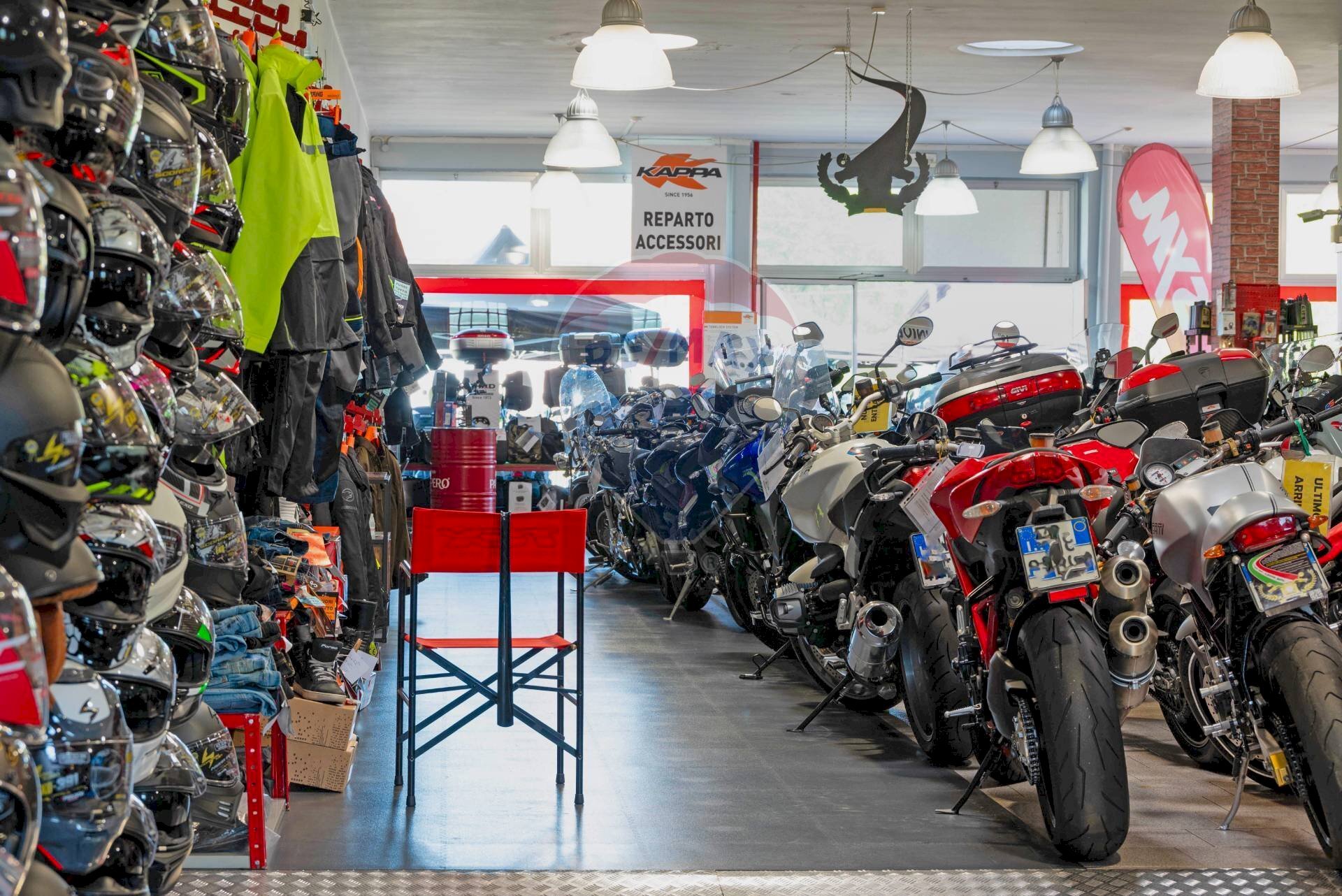 Palestra - Attività Commerciale Via Novara
 
302, Borgomanero - foto 1