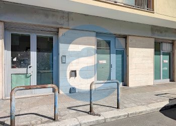 Foto 1 - Locale Commerciale Viale Kennedy
 
29/33, Bari - foto 1