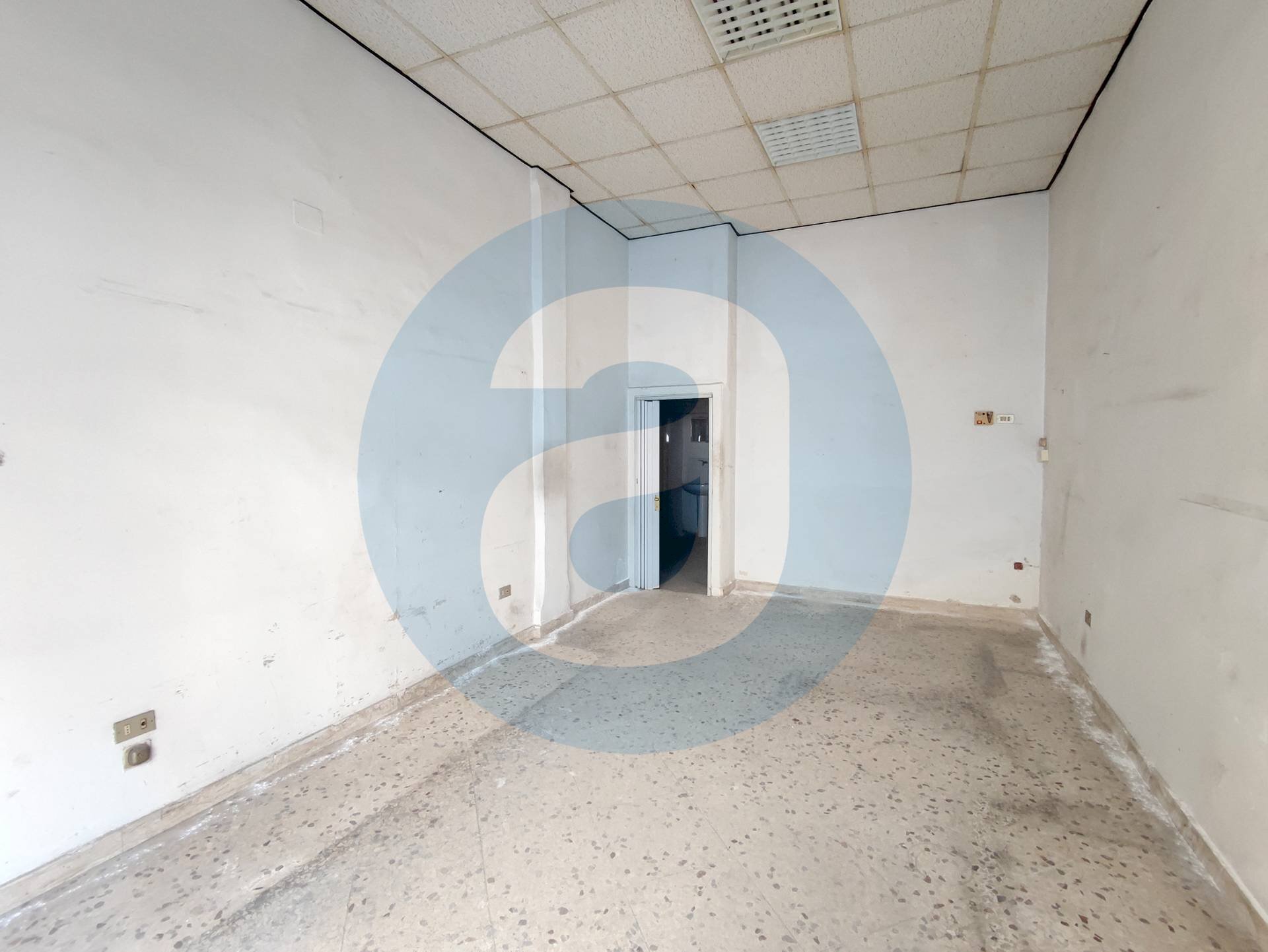 Foto 2 - Commercial Premises Via Alessandro Manzoni
 
209, Bari - photo 2