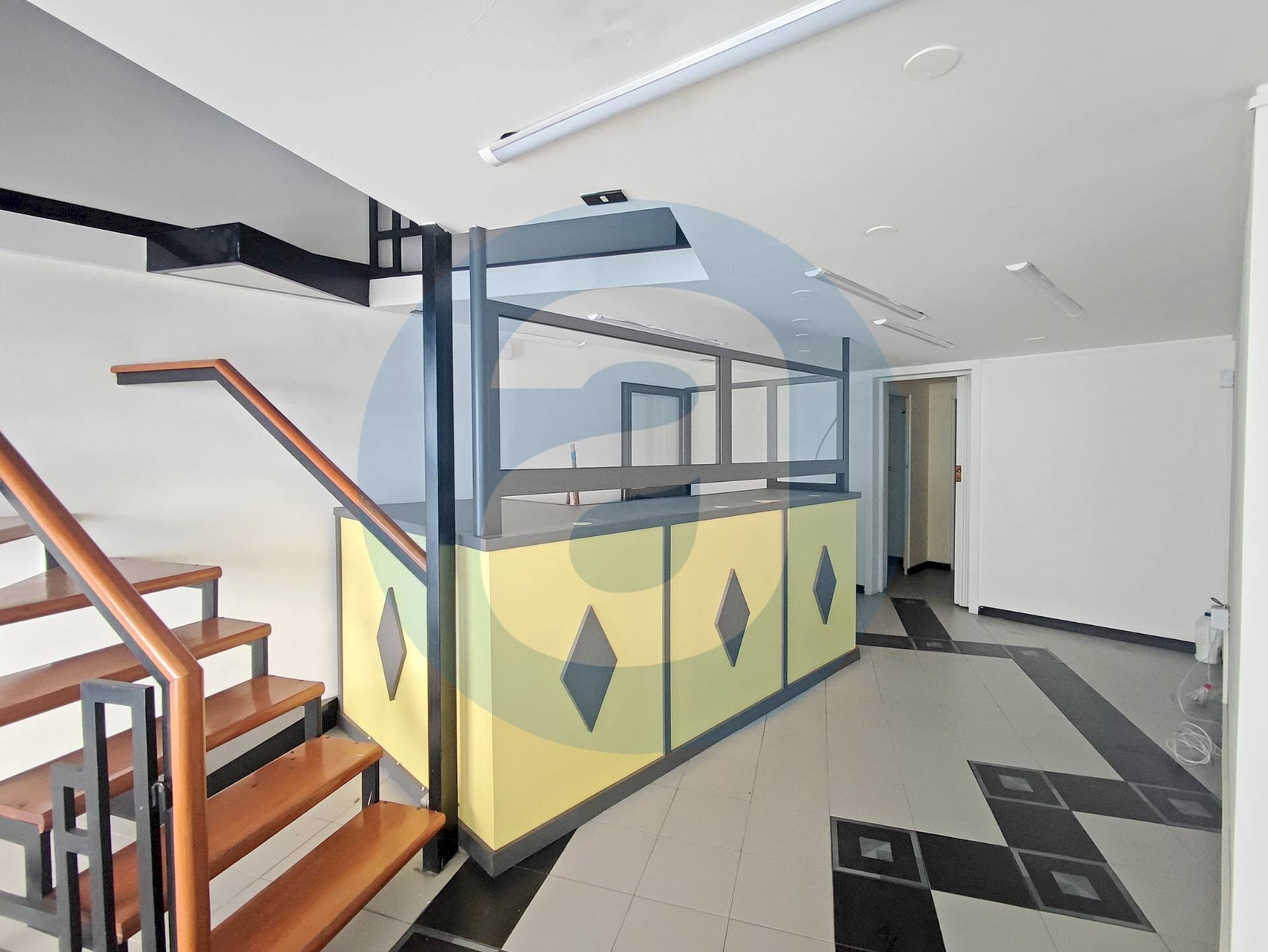 Foto 1 - Commercial Premises Via Alessandro Manzoni
 
211, Bari - photo 1