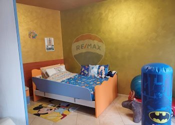 Camera / camera da letto - Casa indipendente via Gulfi
 
142, Chiaramonte Gulfi - foto 26