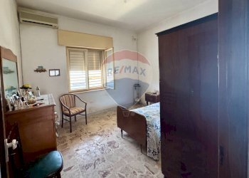 Camera / camera da letto - Villa via del serbatoio
 
sn, Modica - foto 8