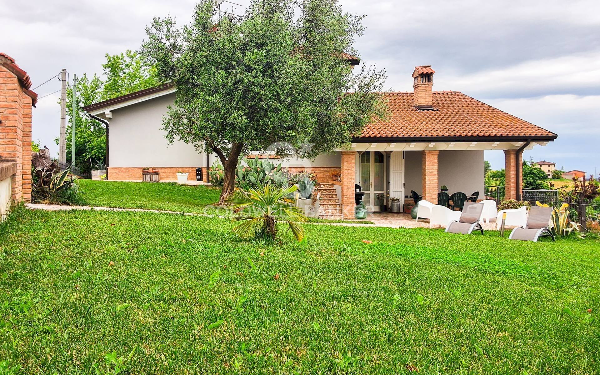 Foto 1 - Villa Via Pazzano, Serramazzoni - photo 1